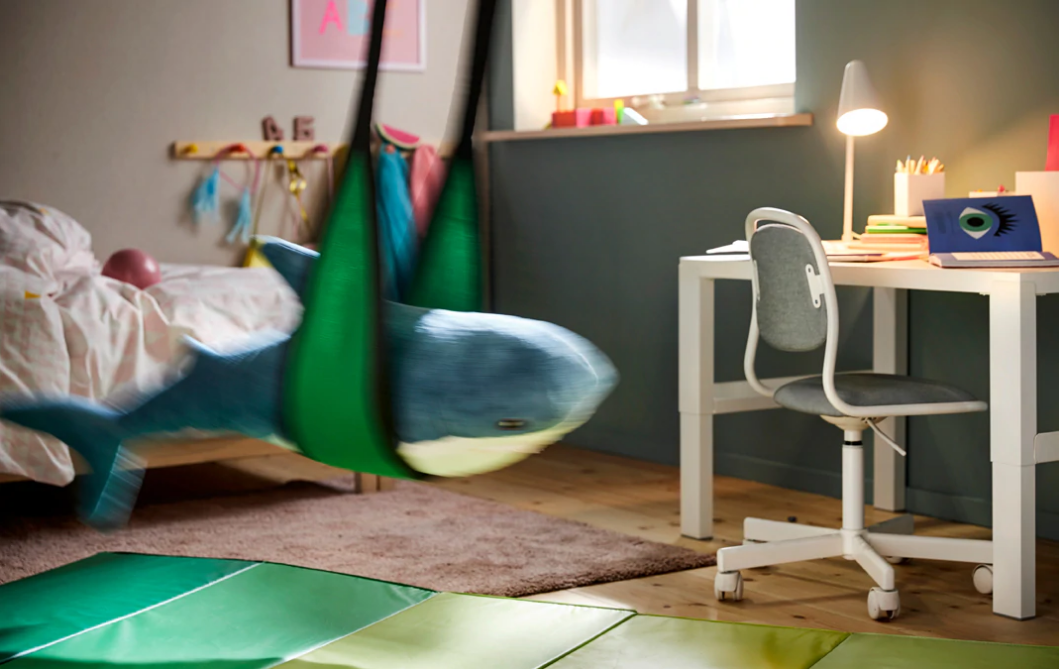 IKEA - Focusing on work is child’s play – see how